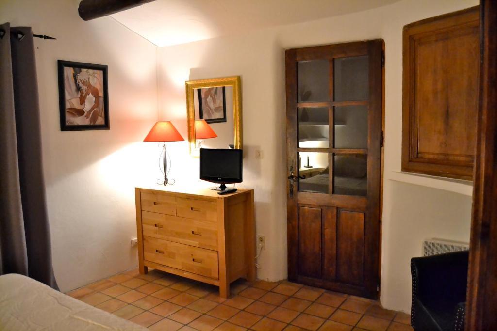 Auberge d'Anais Entrechaux Exterior foto